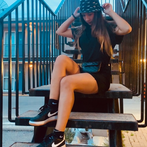 meet the posher - Picture 6 of 10